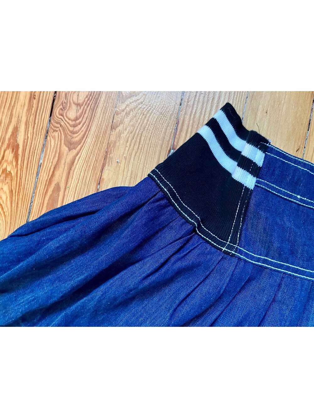 NWT Pilcro Anthropologie Dark Denim Circle Mini Skirt Striped Tie Sporty Prep L - Picture 7 of 11
